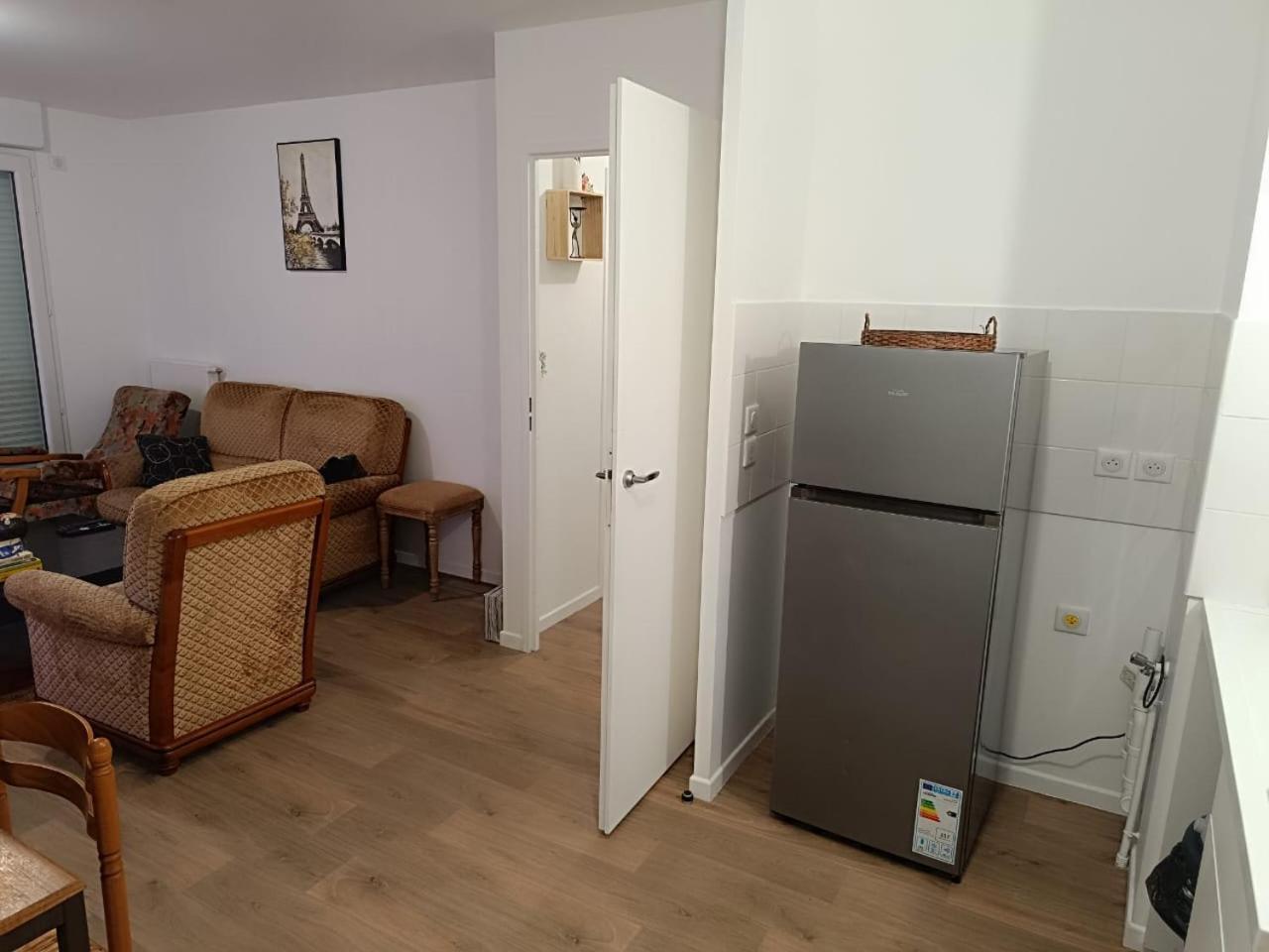 Bel Appartement Disponible Conflans-Sainte-Honorine Eksteriør bilde